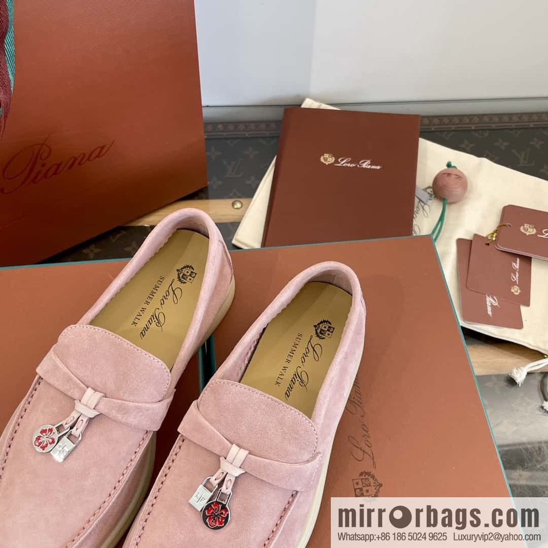𝐋𝐨𝐫𝐨 𝐏𝐢𝐚𝐧𝐚||𝟐𝟎𝟐𝟒 𝐬𝐮𝐦𝐦𝐞𝐫 𝐰𝐚𝐥𝐤 Holiday Series Light Peony Powder Loafers