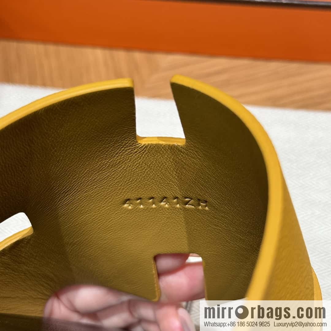 HERMES 182 -Lzmir Men's slippers Men's slippers, cowhide/Epsom amber yellow/9D Jaune Amdre/with black feet