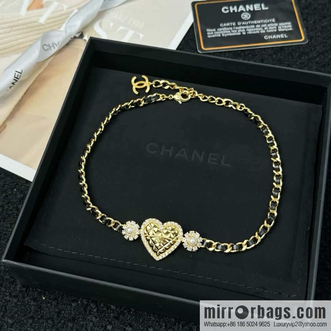 ❗️New ❗️ Chanel necklace ☀️ new ☑️ Chanel double c gold diamond peach heart love necklace ☀️