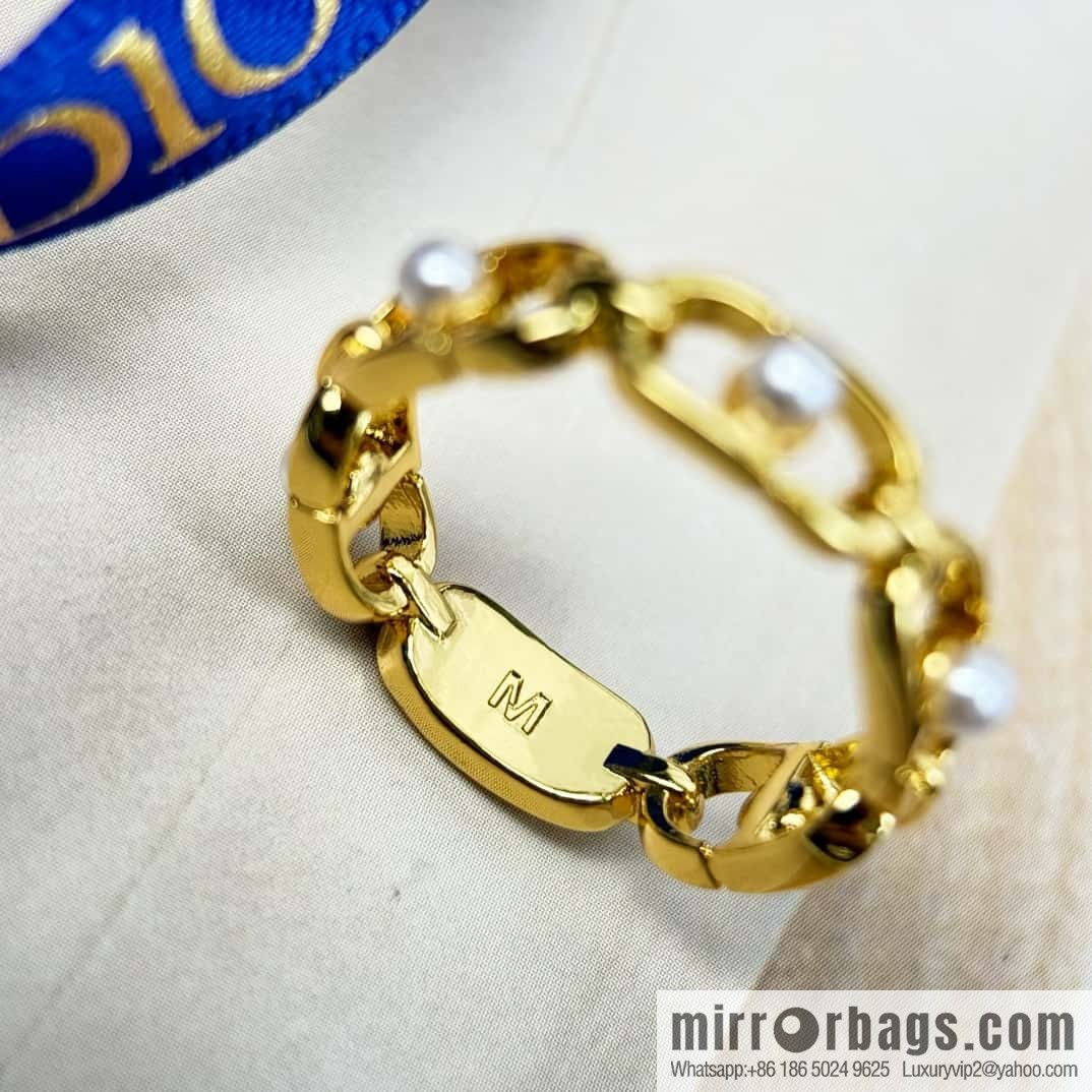 New ☑️ DIOR CD Pearl Ring