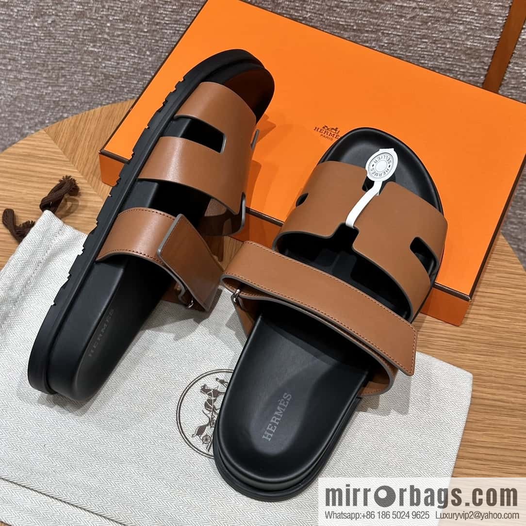 HERMES 180 CHYPRE SANDAL uncle shoes, lambskin/Natural lambskin lininh/Naturel