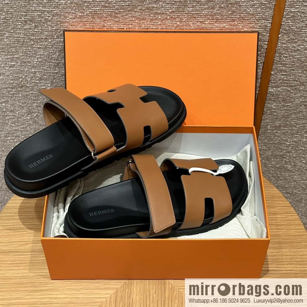 HERMES 180 CHYPRE SANDAL uncle shoes, lambskin/Natural lambskin lininh/Naturel