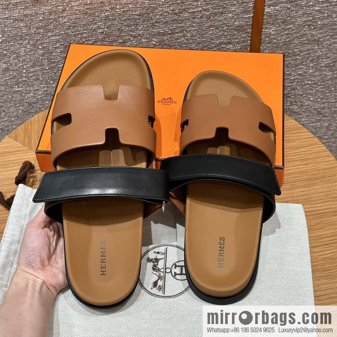 HERMES 180 CHYPRE SANDAL uncle shoes, lambskin/Natural lambskin lininh/Naturel/black/89/Black