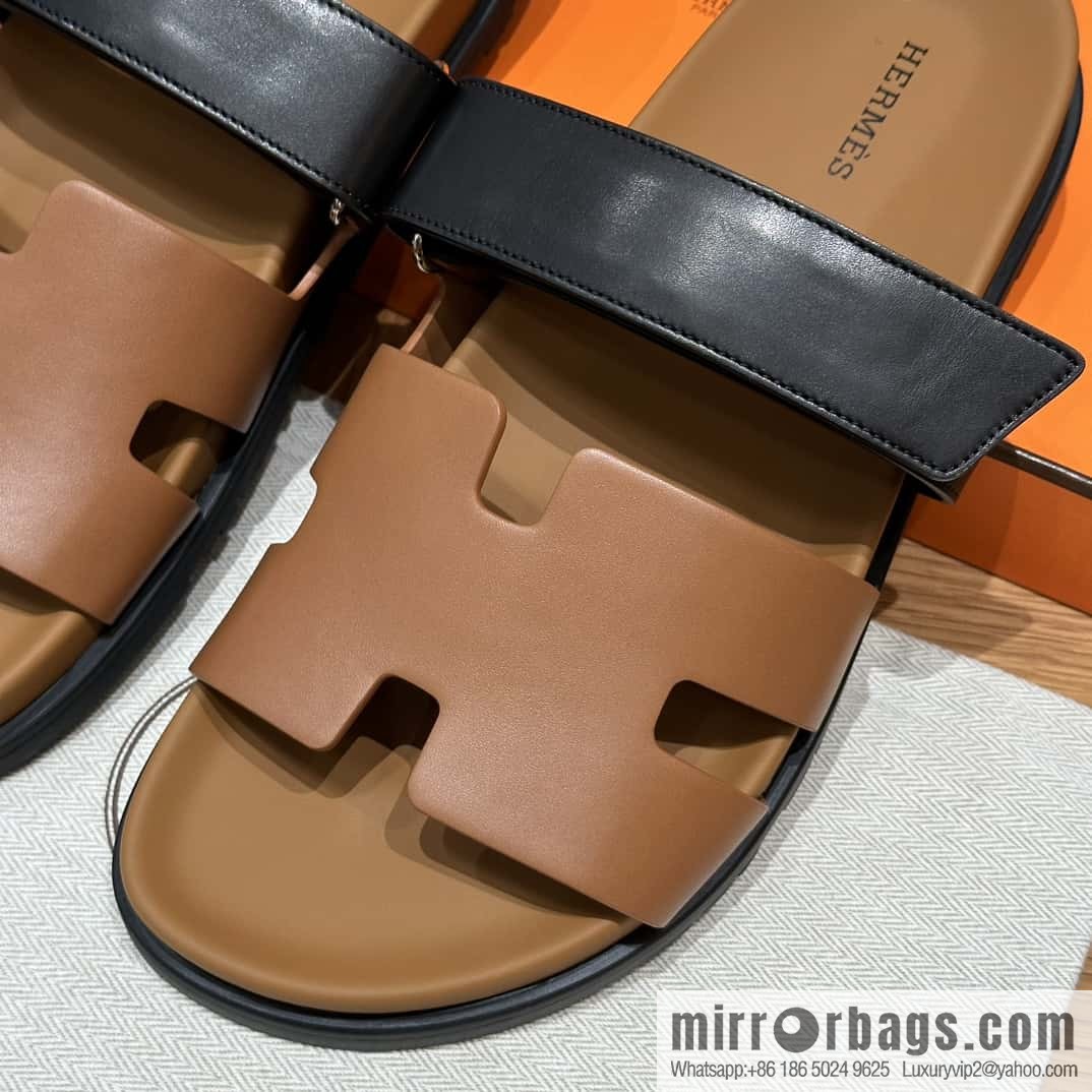 HERMES 180 CHYPRE SANDAL uncle shoes, lambskin/Natural lambskin lininh/Naturel/black/89/Black