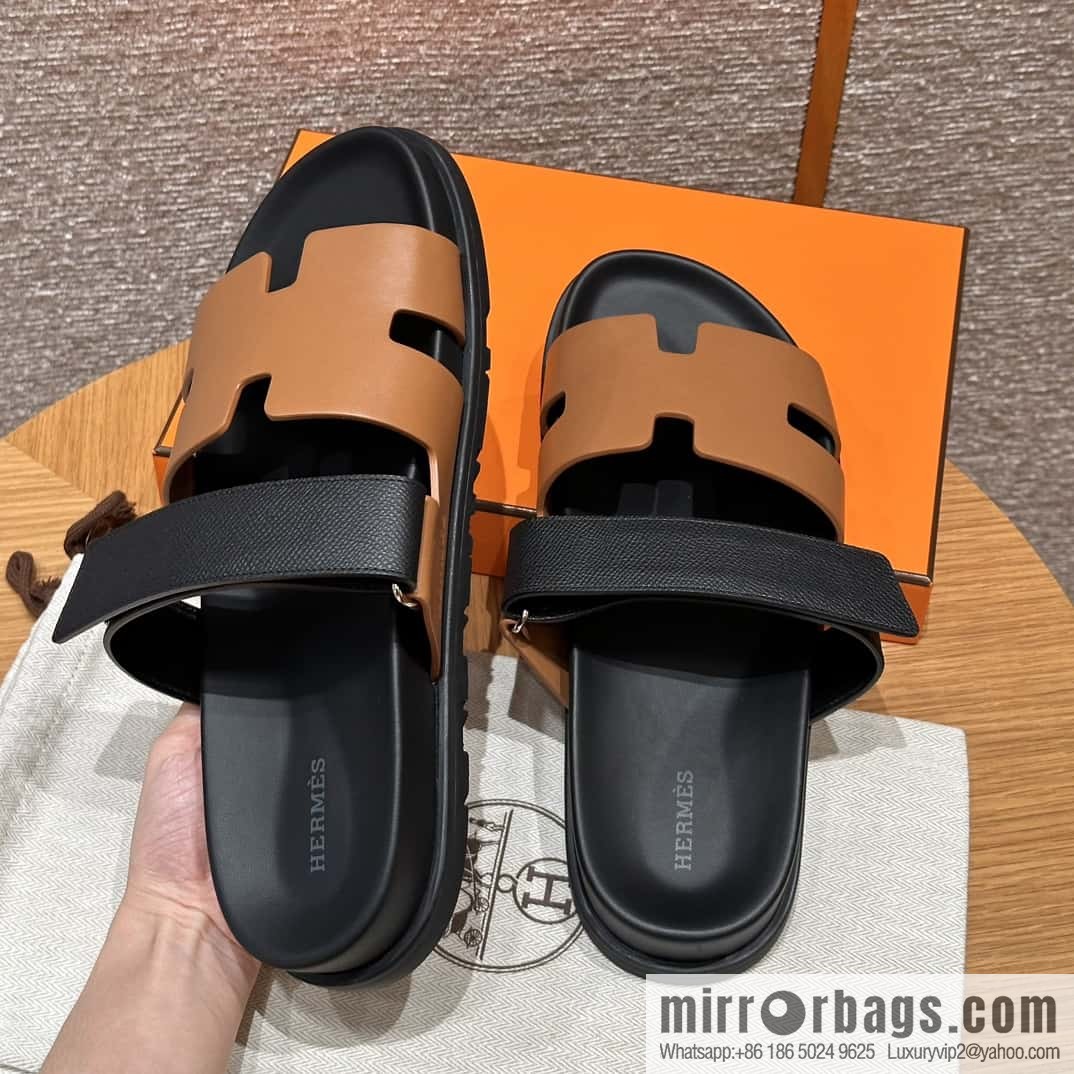 HERMES 180 CHYPRE SANDAL uncle shoes, lambskin/Natural lambskin lininh/palm print/Epsom natural color/Naturel/black/89/Black