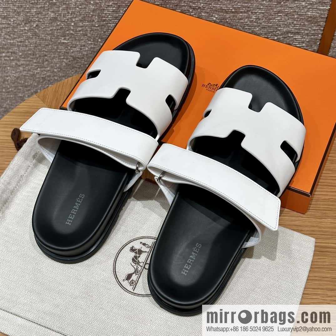 HERMES 180 CHYPRE SANDAL uncle shoes, lambskin/Natural lambskin lininh white/01/Blanc