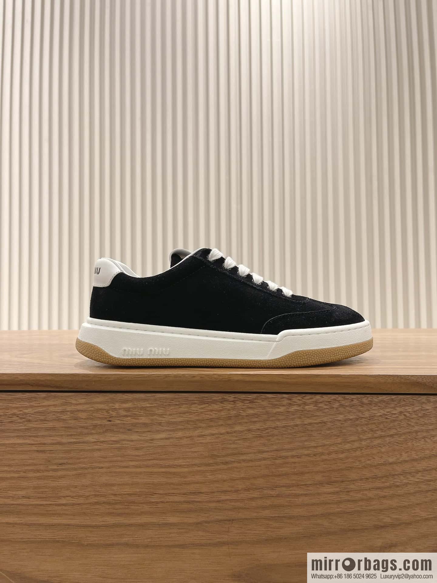 Miumiu ss24 new arrival~ miu's 2024 early spring new lace-up casual shoes, this lace-up casual shoes