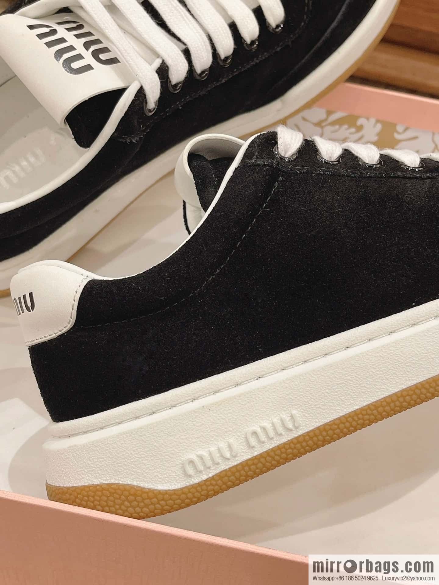 Miumiu ss24 new arrival~ miu's 2024 early spring new lace-up casual shoes, this lace-up casual shoes