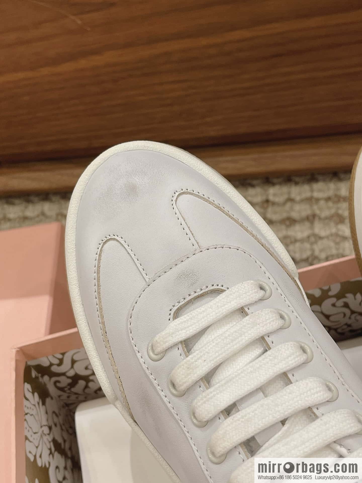 Miumiu ss24 new arrival~ miu's 2024 early spring new lace-up casual shoes, this lace-up casual shoes