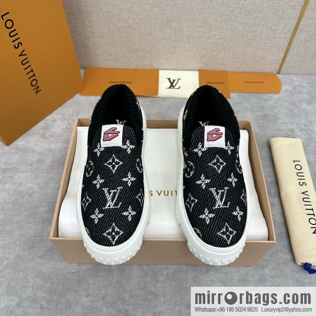 ππ L Replica Luxury Handbag New Louis Vuitto * L * V SPACE LANDER Loafers
