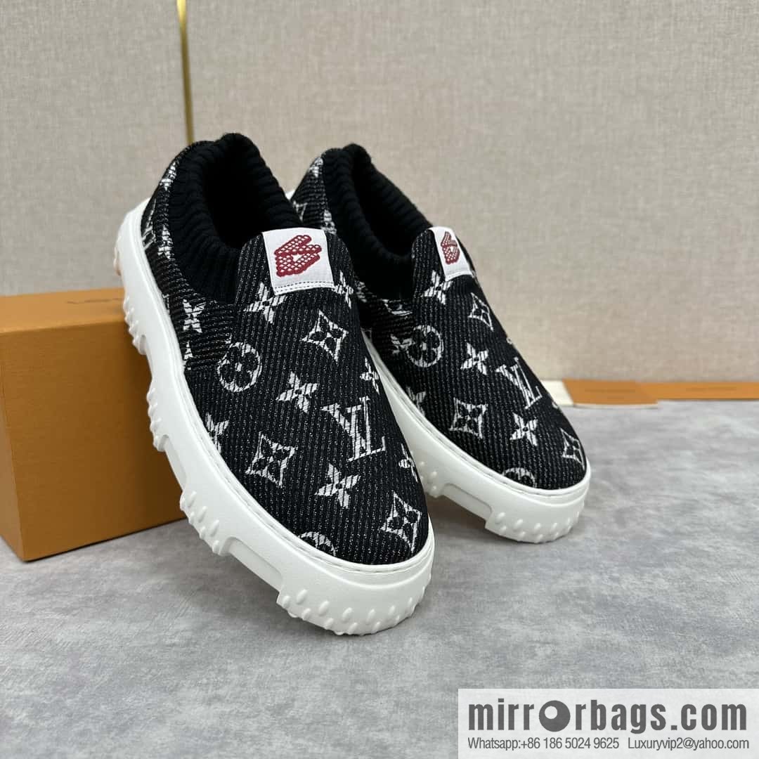 ππ L Replica Luxury Handbag New Louis Vuitto * L * V SPACE LANDER Loafers
