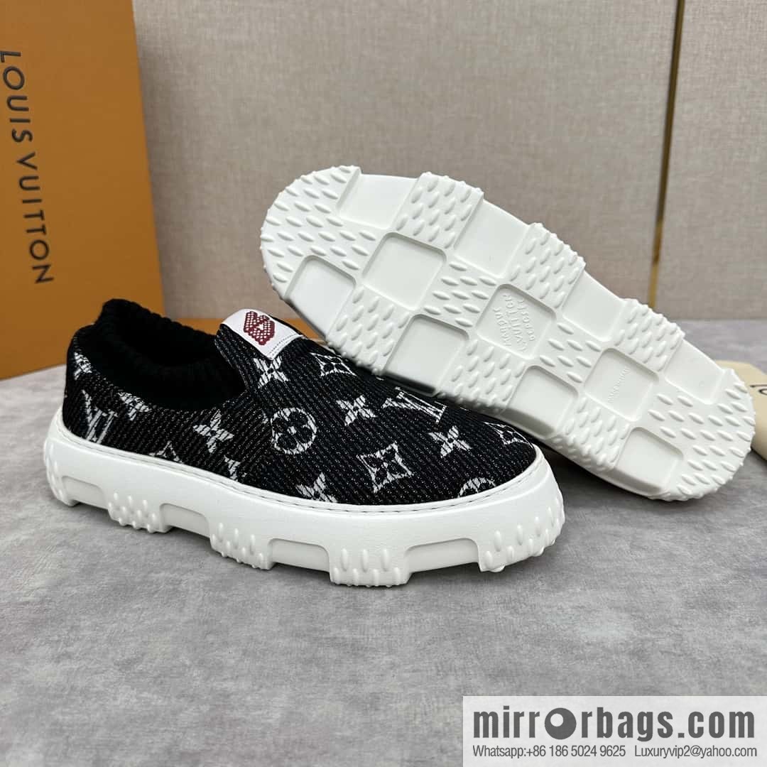 ππ L Replica Luxury Handbag New Louis Vuitto * L * V SPACE LANDER Loafers