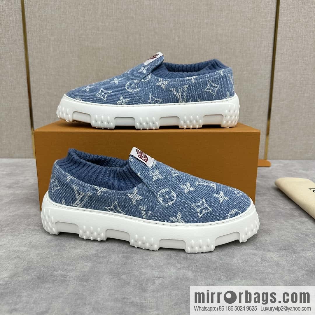 ππ L Replica Luxury Handbag New Louis Vuitto * L * V SPACE LANDER Loafers