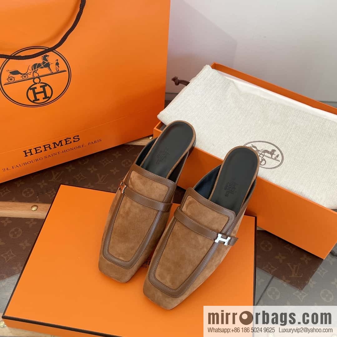 Purchasing grade 🐎 𝐇𝐄𝐑*𝐄𝐒|| Love Horse Replica Luxury Handbag Square Head Small Button Muller Half Slippers
