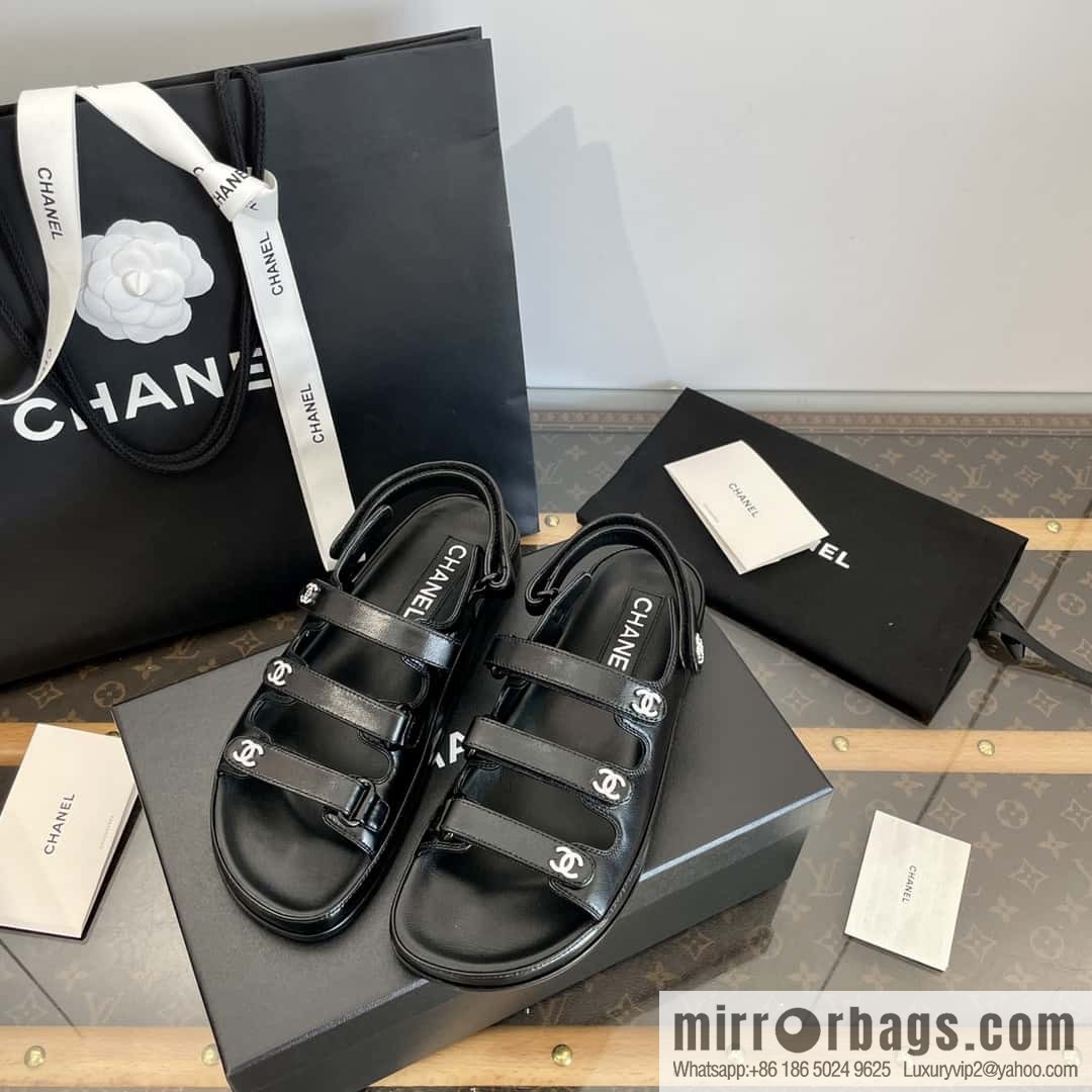 Purchasing grade 𝗖𝗛*𝗔𝗡𝗟|| Xiaoxiang crystal diamond buckle three bars, Velcro beach model