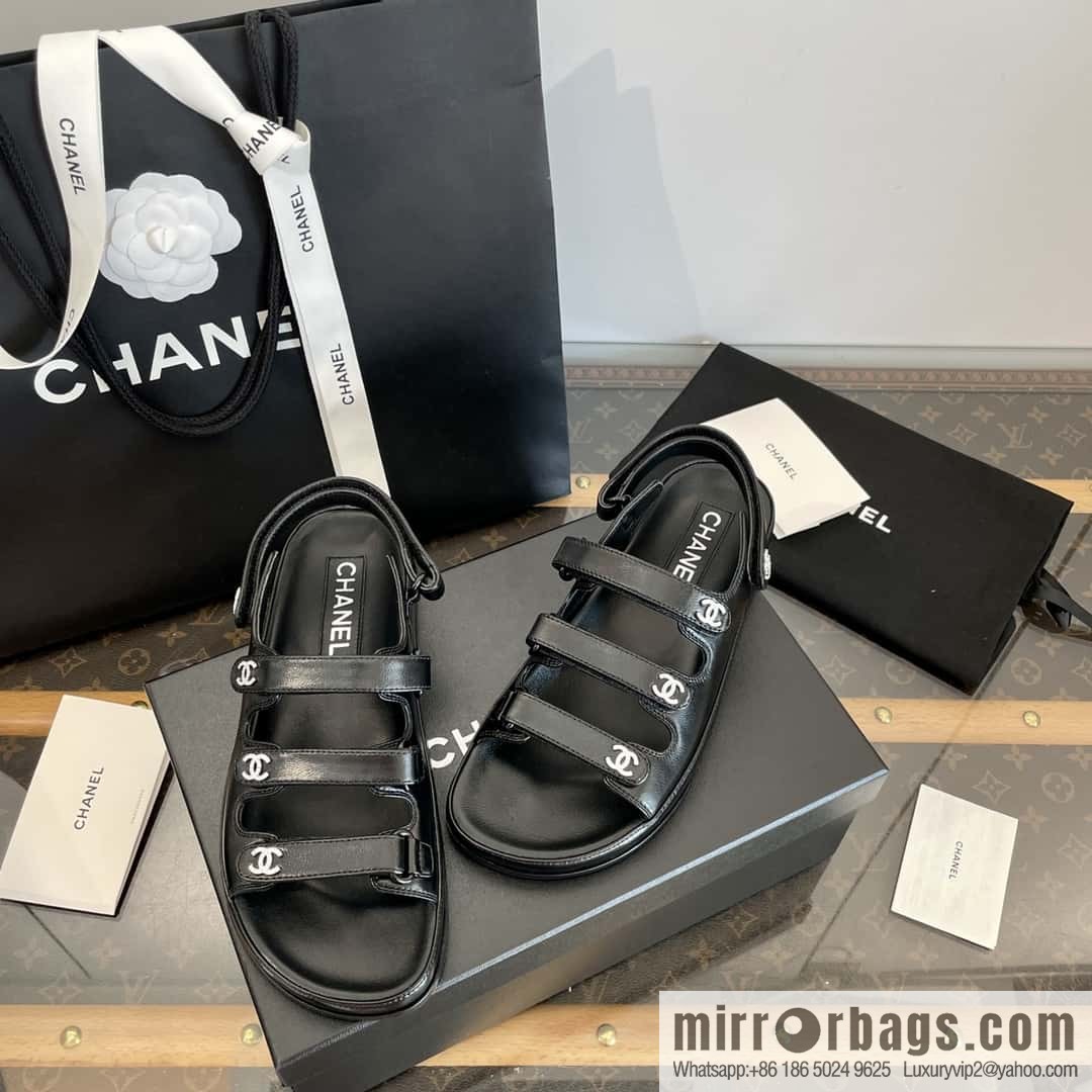 Purchasing grade 𝗖𝗛*𝗔𝗡𝗟|| Xiaoxiang crystal diamond buckle three bars, Velcro beach model