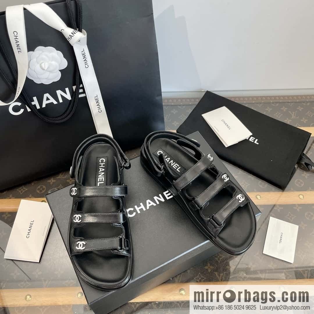 Purchasing grade 𝗖𝗛*𝗔𝗡𝗟|| Xiaoxiang crystal diamond buckle three bars, Velcro beach model