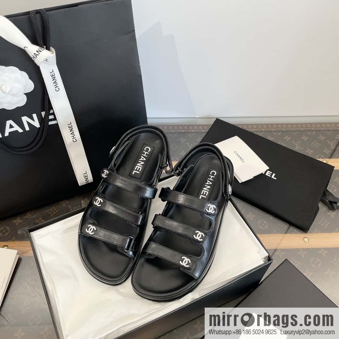 Purchasing grade 𝗖𝗛*𝗔𝗡𝗟|| Xiaoxiang crystal diamond buckle three bars, Velcro beach model