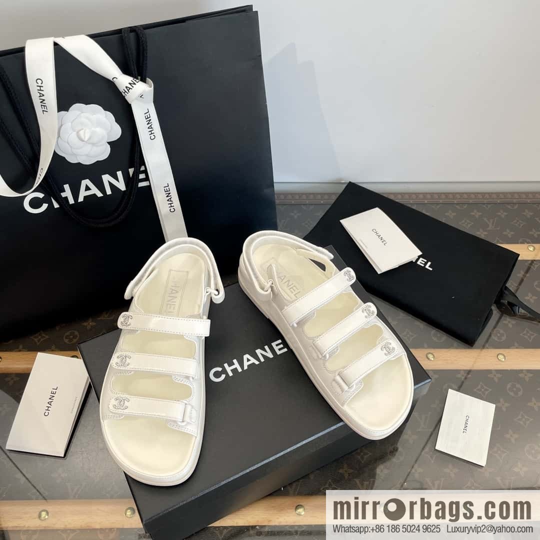 Purchasing grade 𝗖𝗛*𝗔𝗡𝗟|| Xiaoxiang crystal diamond buckle three bars, Velcro beach model