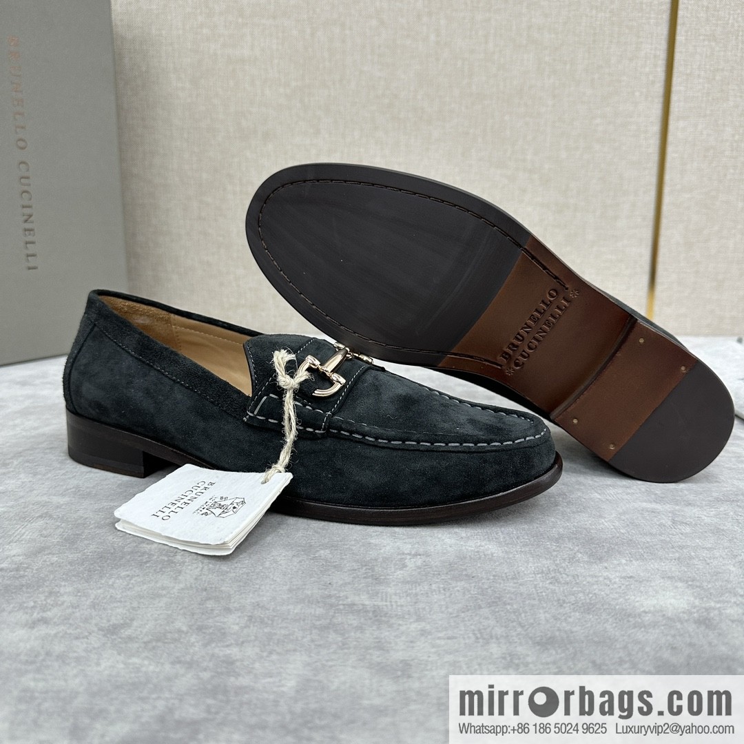 ππBC's new Brunello Cucinell * horseback buckle calfskin suede moccasins
