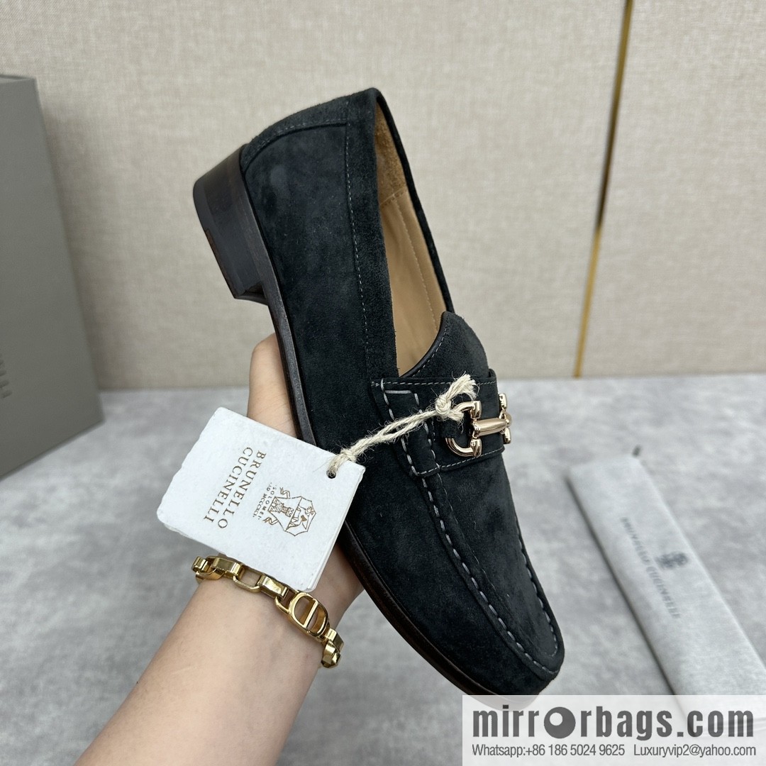 ππBC's new Brunello Cucinell * horseback buckle calfskin suede moccasins