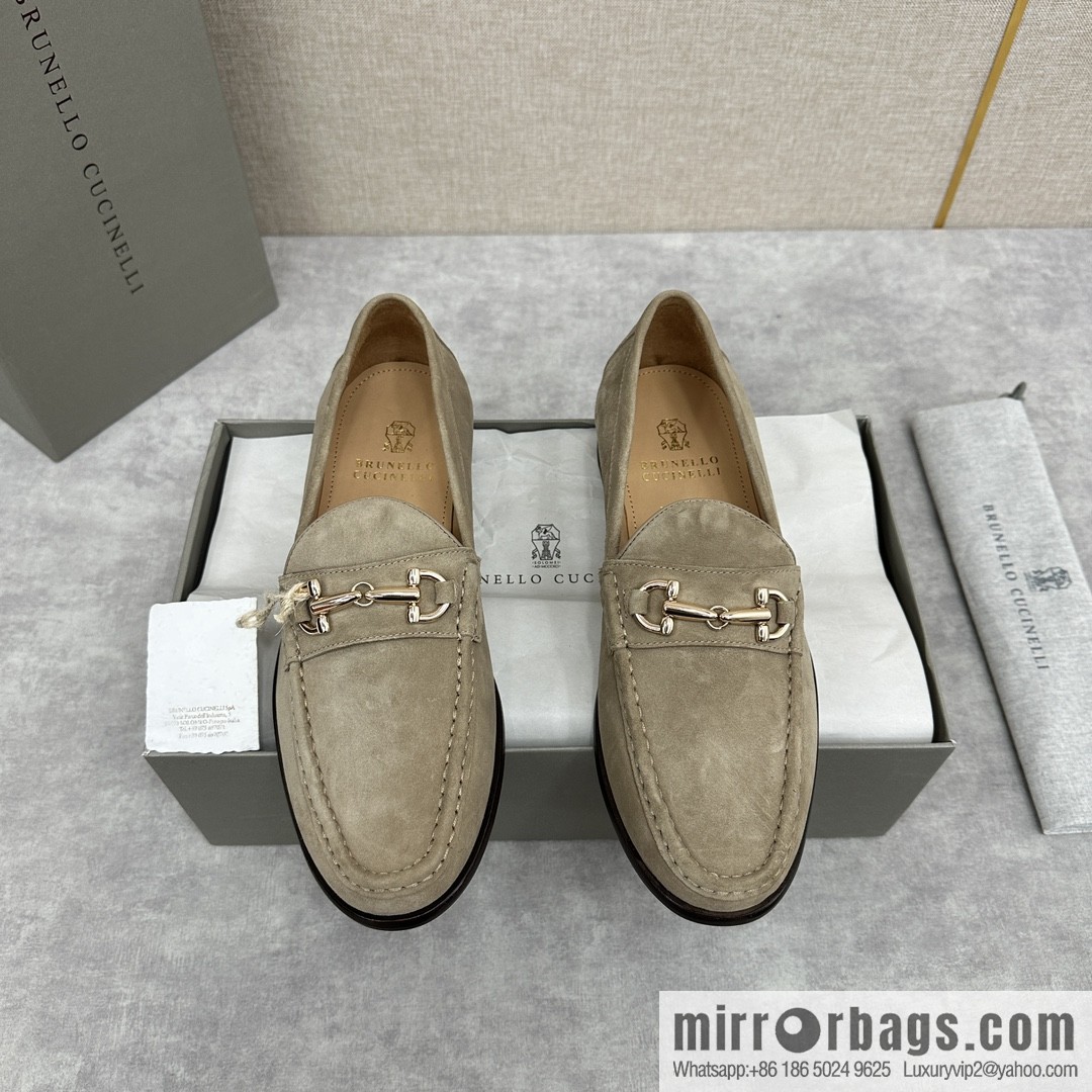 ππBC's new Brunello Cucinell * horseback buckle calfskin suede moccasins