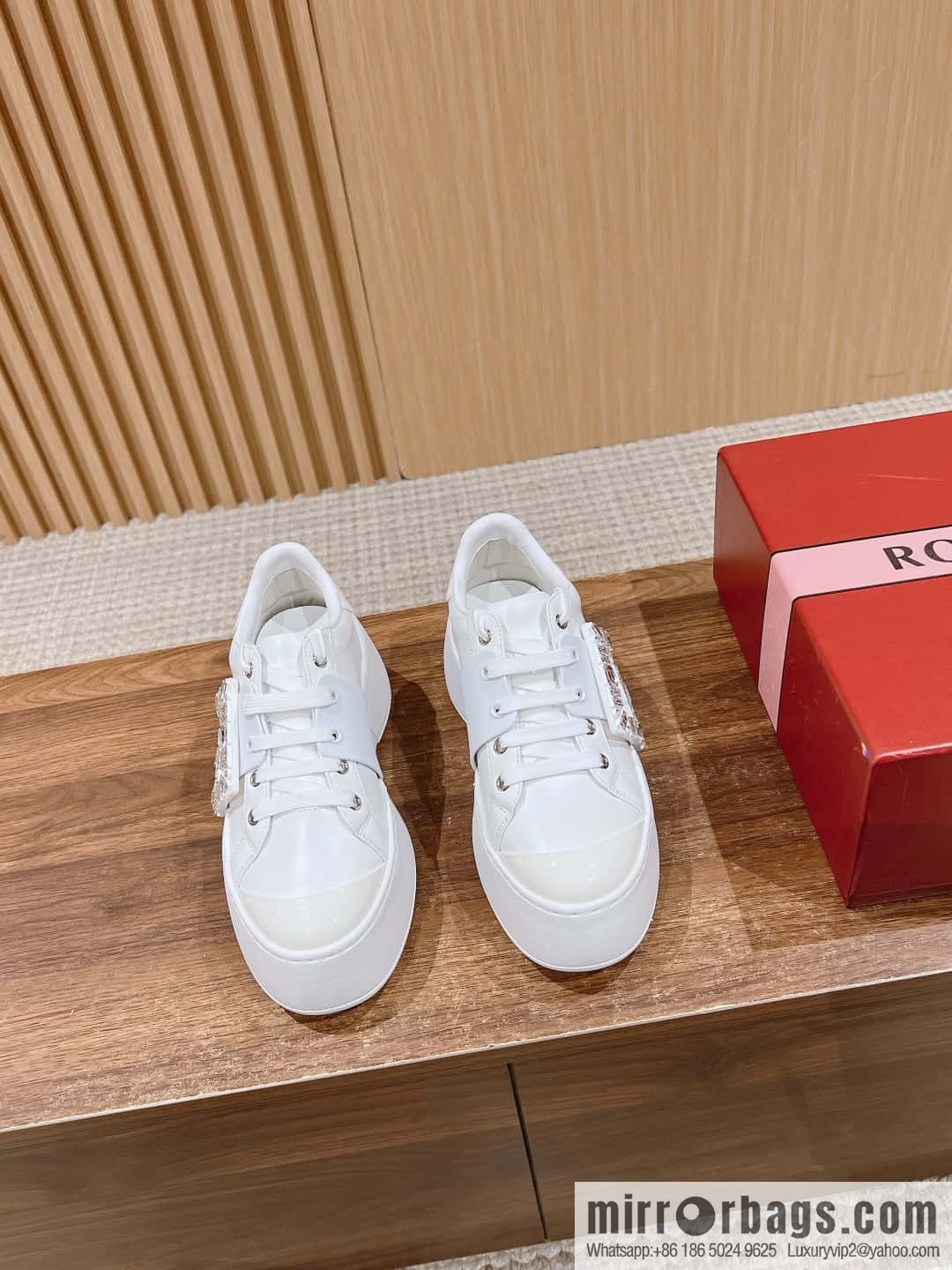 # ππ¨π ππ« ππ’π―π’ππ« Roger Vivia, new platform white shoes