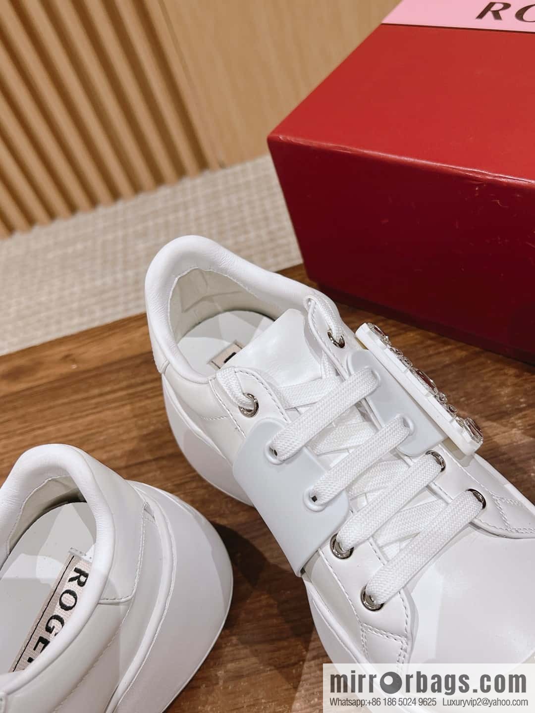 # ππ¨π ππ« ππ’π―π’ππ« Roger Vivia, new platform white shoes