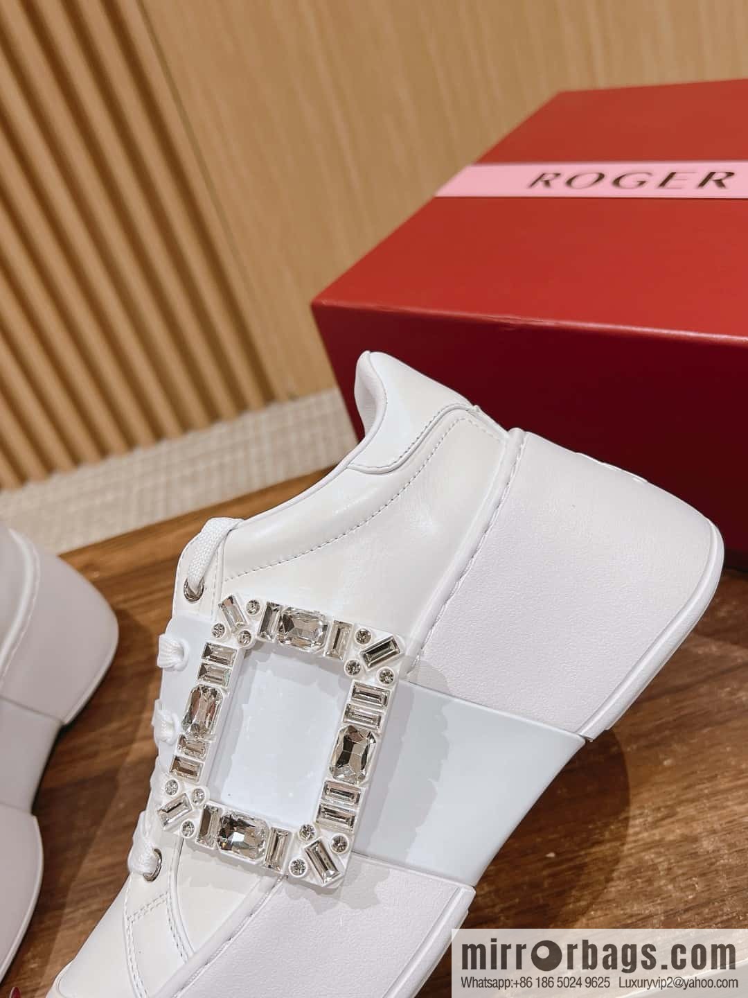 # ππ¨π ππ« ππ’π―π’ππ« Roger Vivia, new platform white shoes