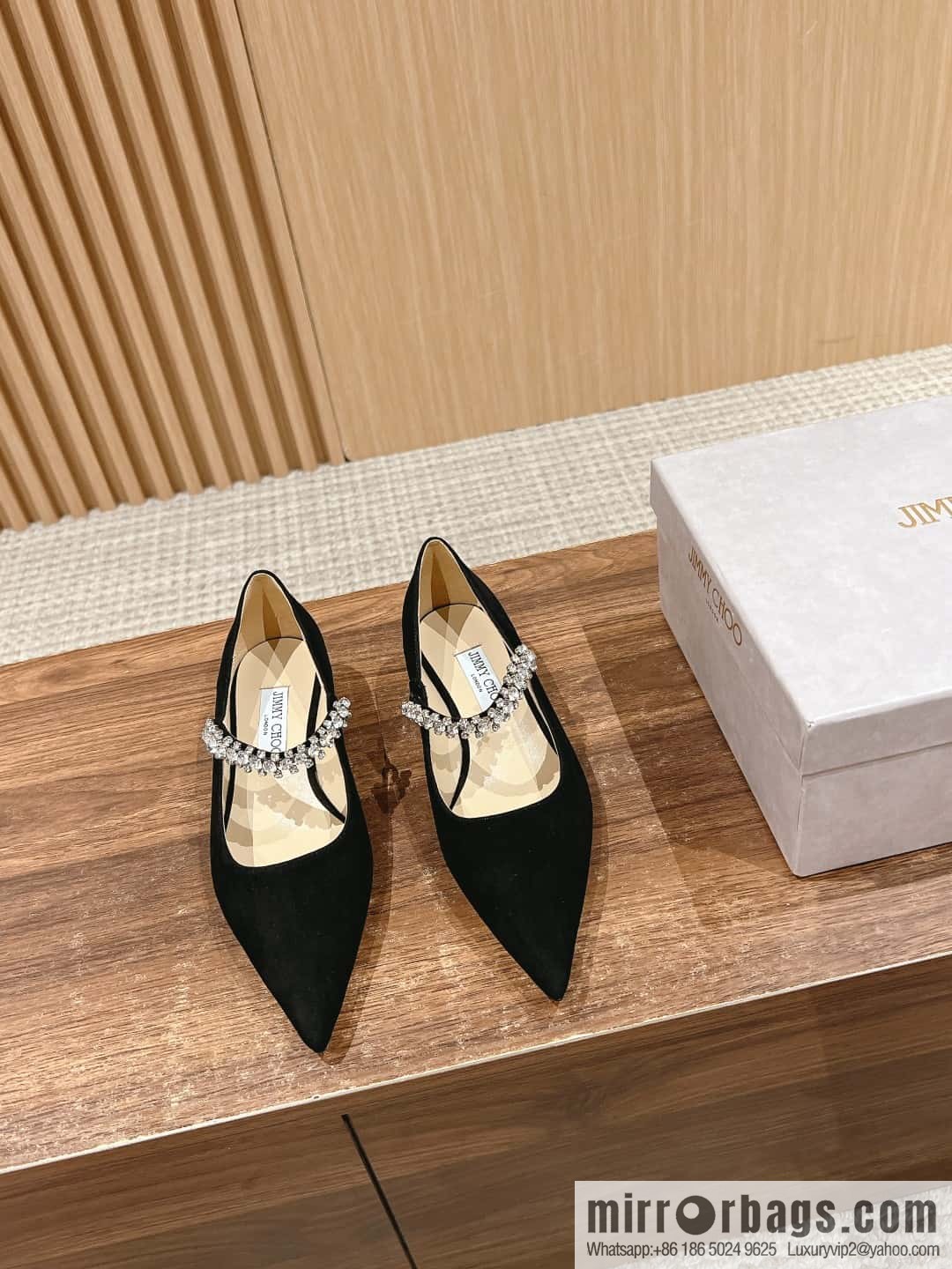 [】𝐉𝐢𝐦𝐦𝐲 𝐂𝐡𝐨𝐨# Zhou Yangjie classic word diamond belt Mary Jane shoes