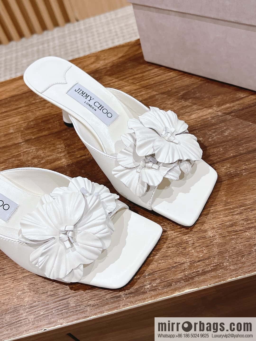 [γππ’π¦π¦π² ππ‘π¨π¨# Zhou Yangjie's new bow kitten and slippers