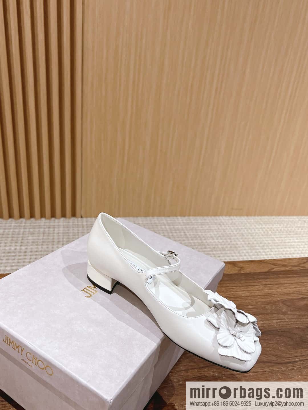 [γππ’π¦π¦π² ππ‘π¨π¨# Zhou Yangjie's new flower Mary Jane shoes
