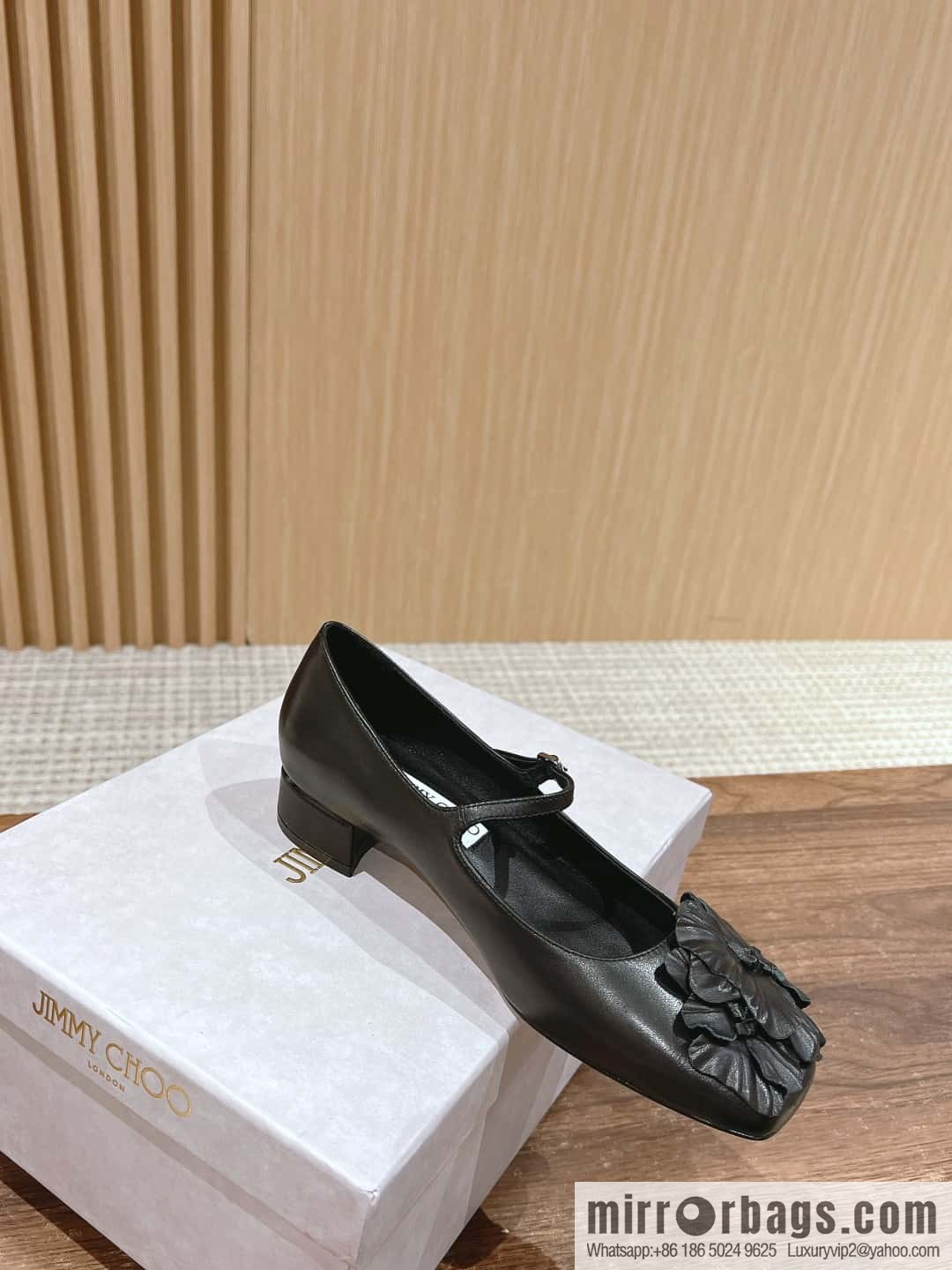 [γππ’π¦π¦π² ππ‘π¨π¨# Zhou Yangjie's new flower Mary Jane shoes