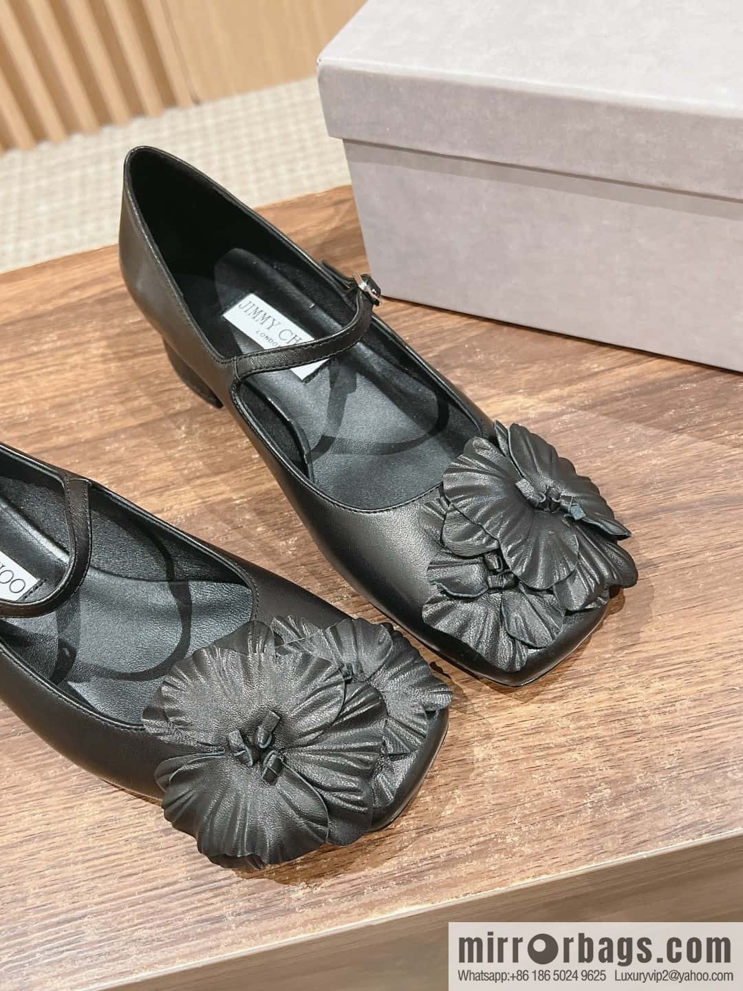 [γππ’π¦π¦π² ππ‘π¨π¨# Zhou Yangjie's new flower Mary Jane shoes