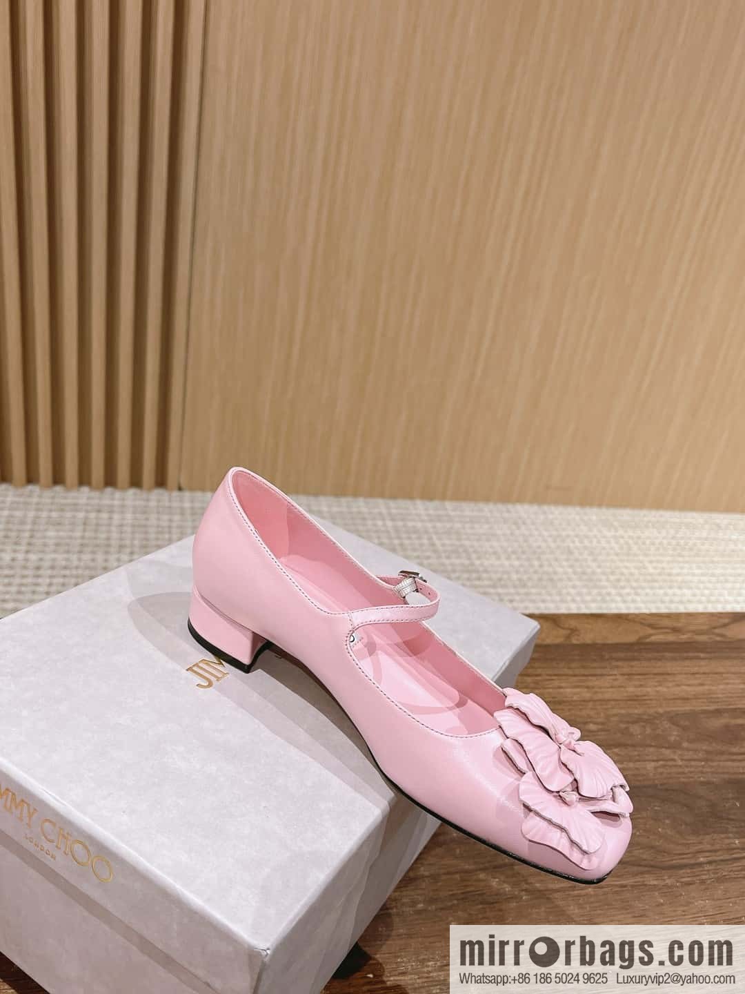 [γππ’π¦π¦π² ππ‘π¨π¨# Zhou Yangjie's new flower Mary Jane shoes