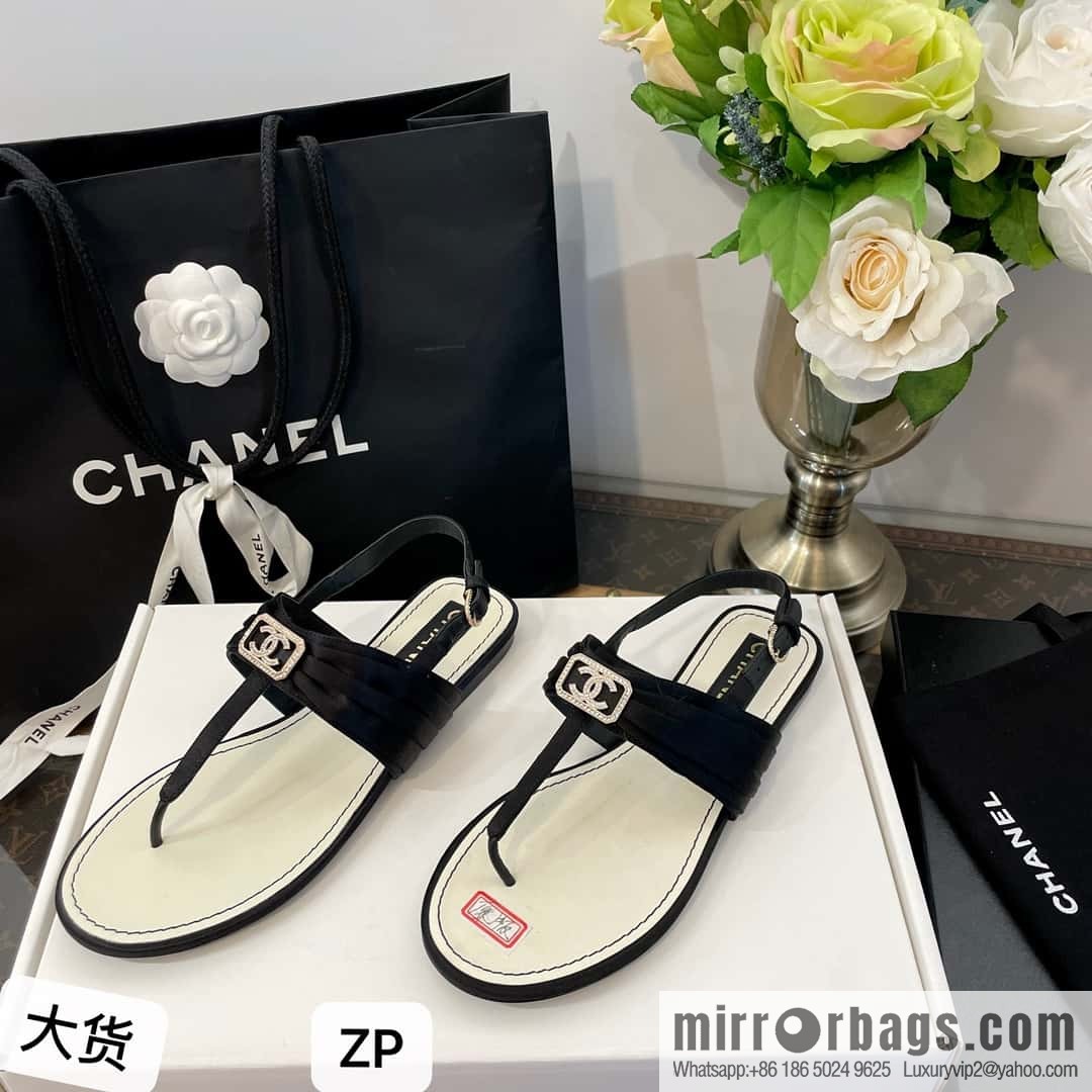 Purchasing grade 𝗖𝗛*𝗔𝗡𝗟| Xiaoxiang Satin water brick buckle, foot sandals