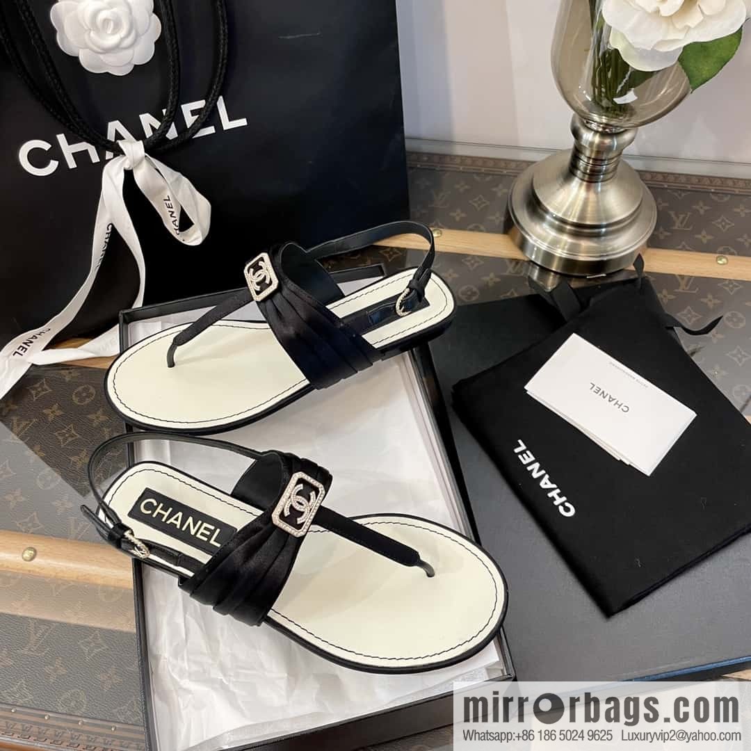 Purchasing grade 𝗖𝗛*𝗔𝗡𝗟| Xiaoxiang Satin water brick buckle, foot sandals