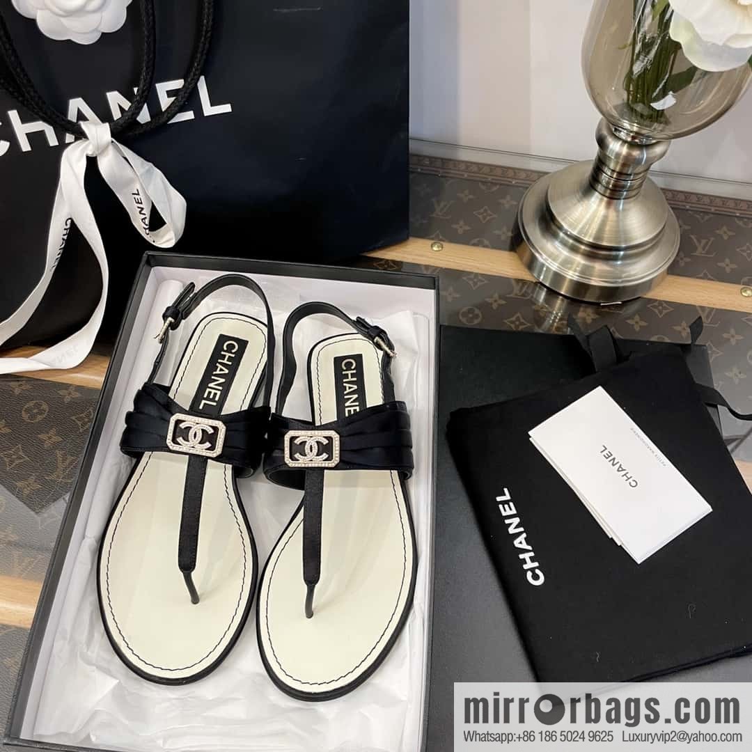 Purchasing grade 𝗖𝗛*𝗔𝗡𝗟| Xiaoxiang Satin water brick buckle, foot sandals