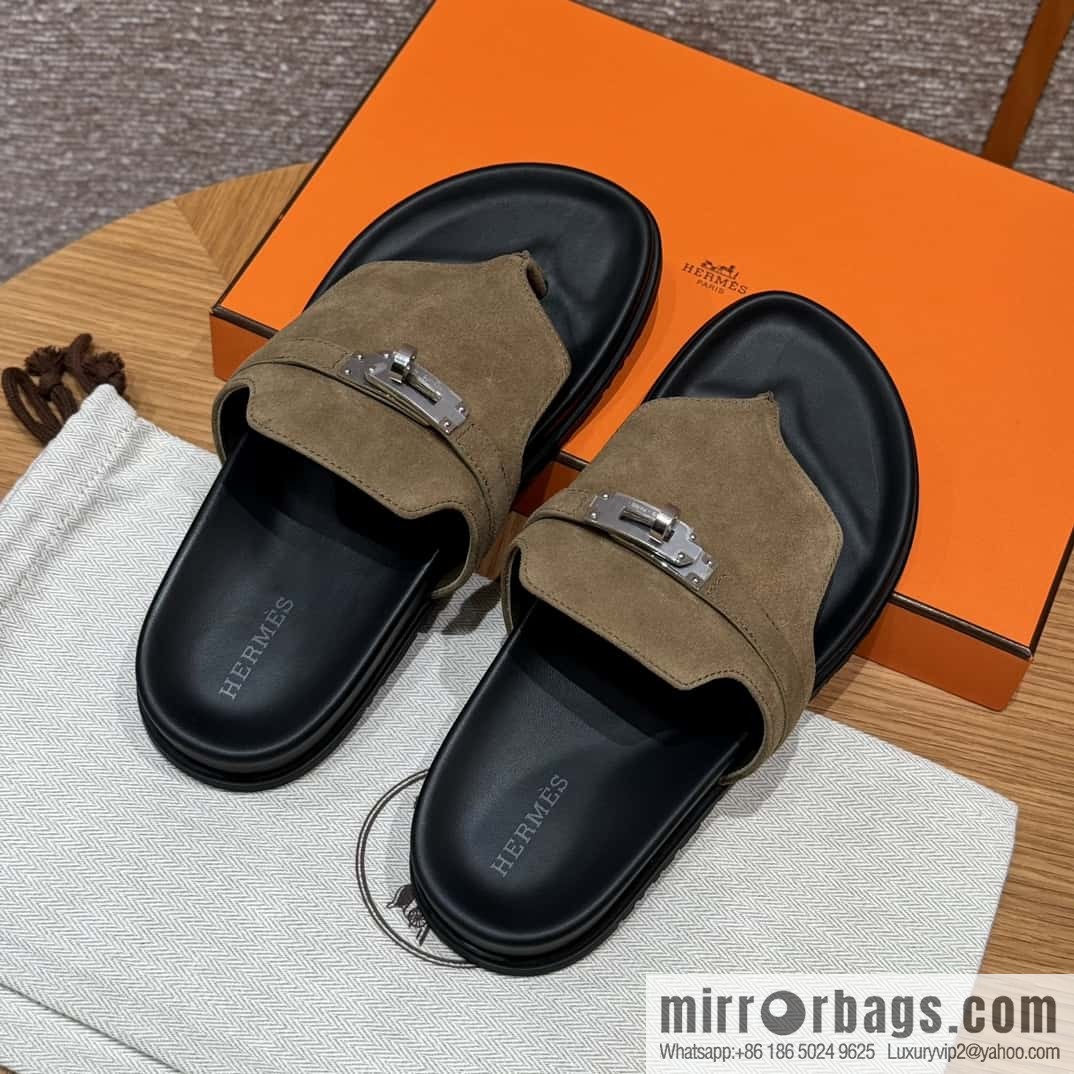 HERMES 258 Empire Pinch Trap, Grayish green/Grayish green suede/Chamois leather