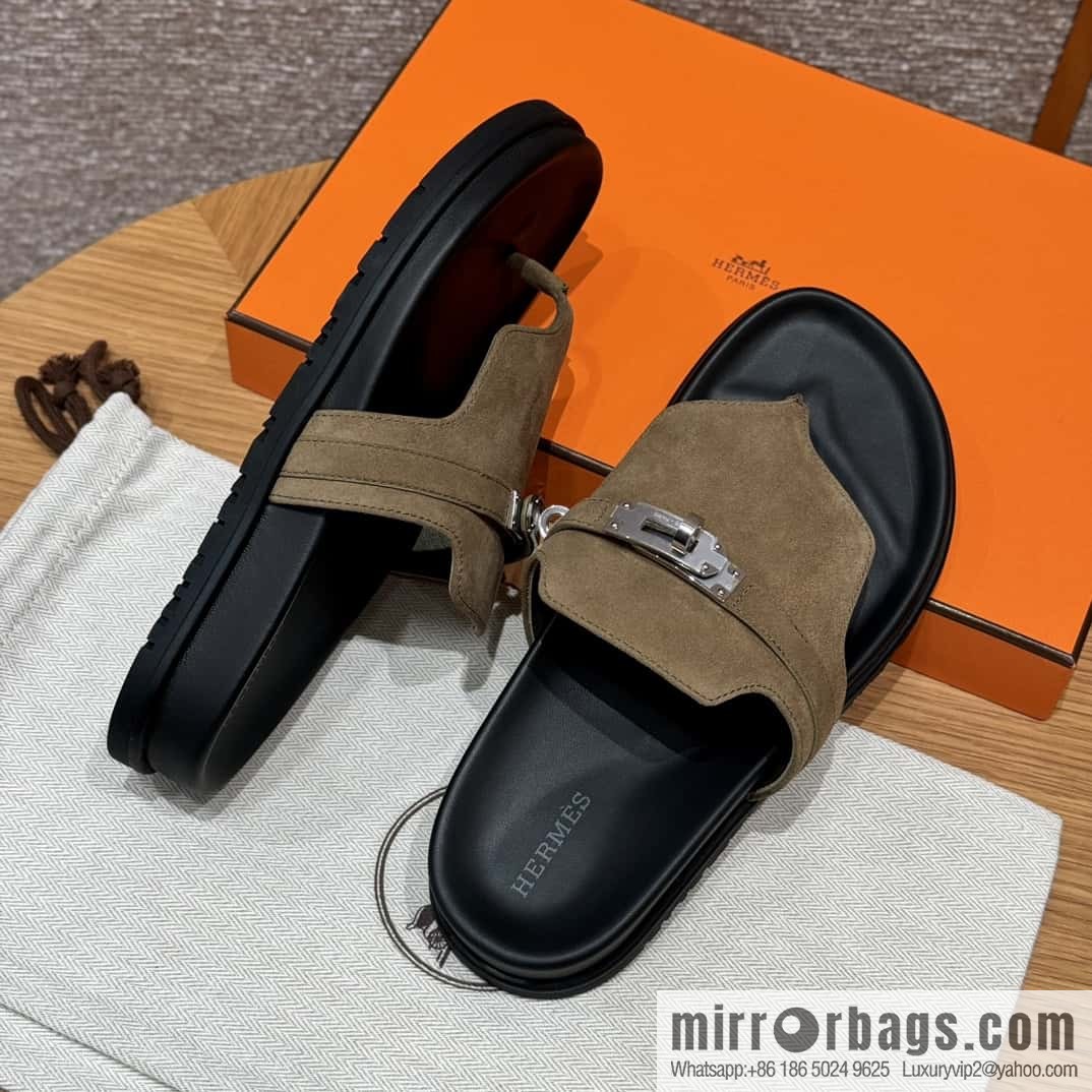 HERMES 258 Empire Pinch Trap, Grayish green/Grayish green suede/Chamois leather