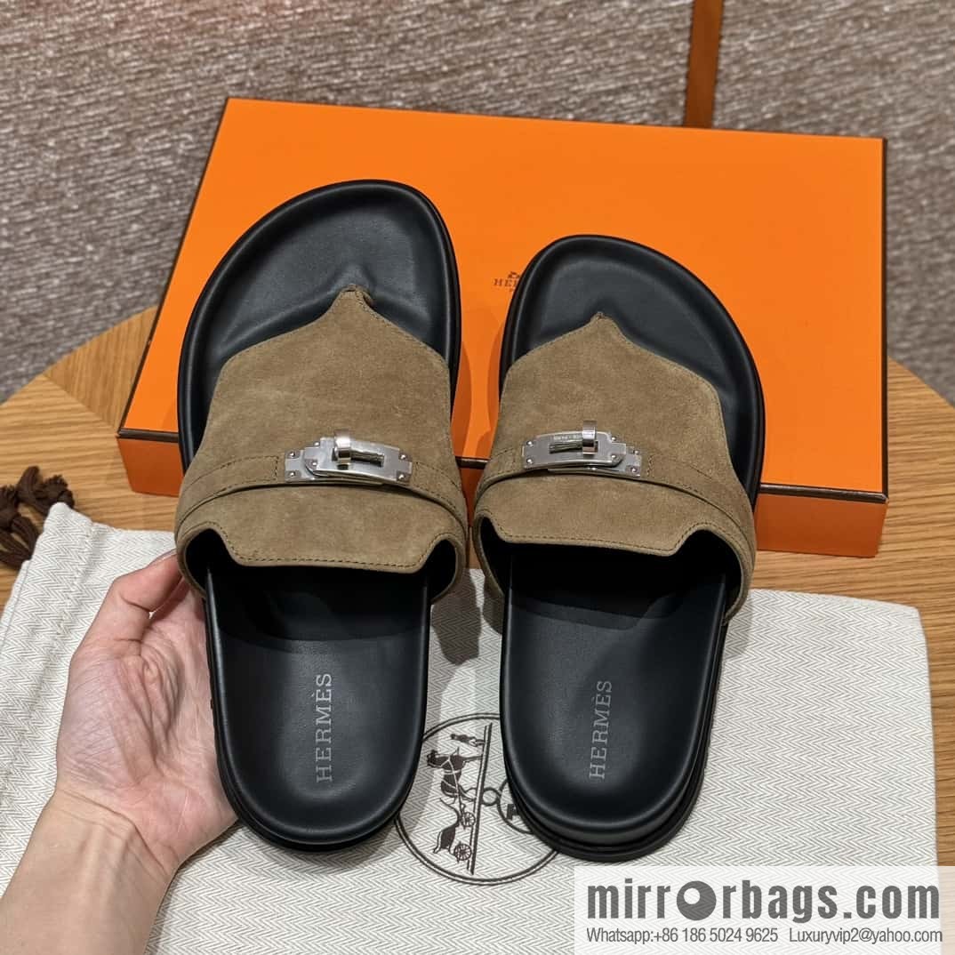 HERMES 258 Empire Pinch Trap, Grayish green/Grayish green suede/Chamois leather