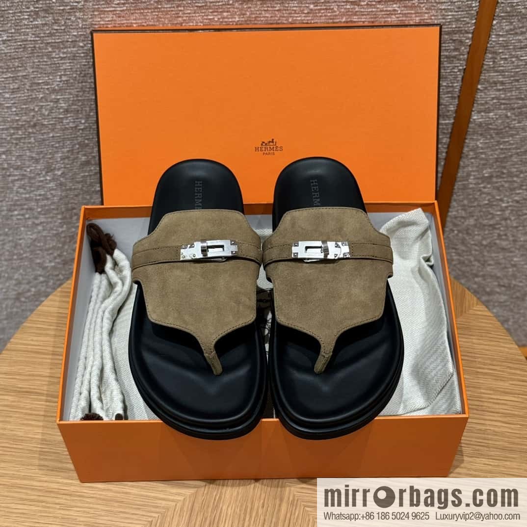 HERMES 258 Empire Pinch Trap, Grayish green/Grayish green suede/Chamois leather