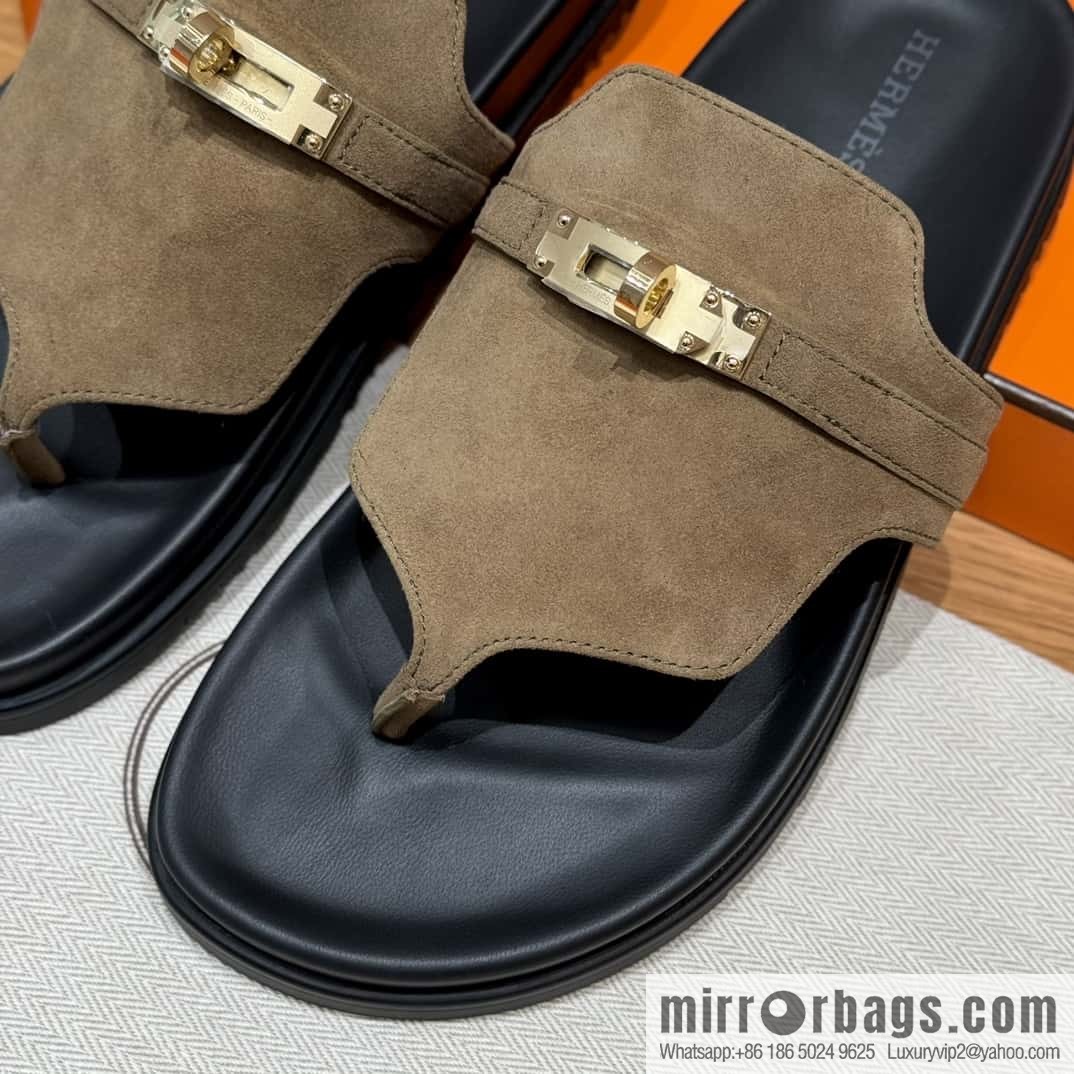 HERMES 258 Empire Pinch Trap, Grayish green/Grayish green suede/Chamois leather