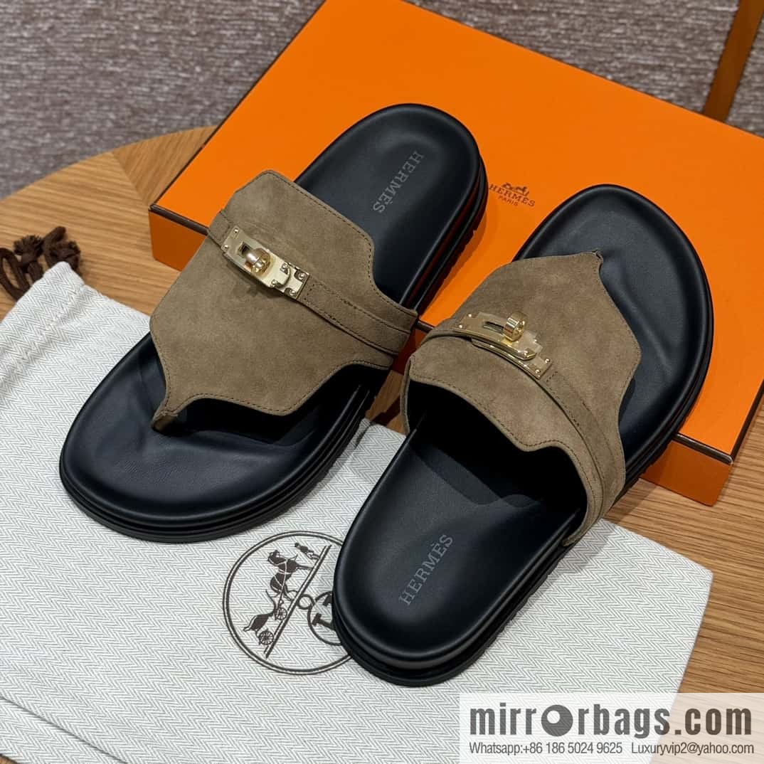 HERMES 258 Empire Pinch Trap, Grayish green/Grayish green suede/Chamois leather