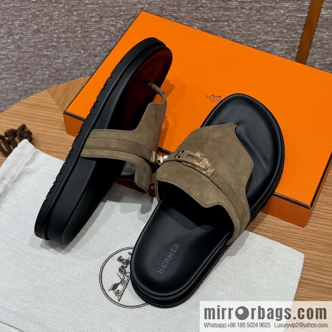 HERMES 258 Empire Pinch Trap, Grayish green/Grayish green suede/Chamois leather