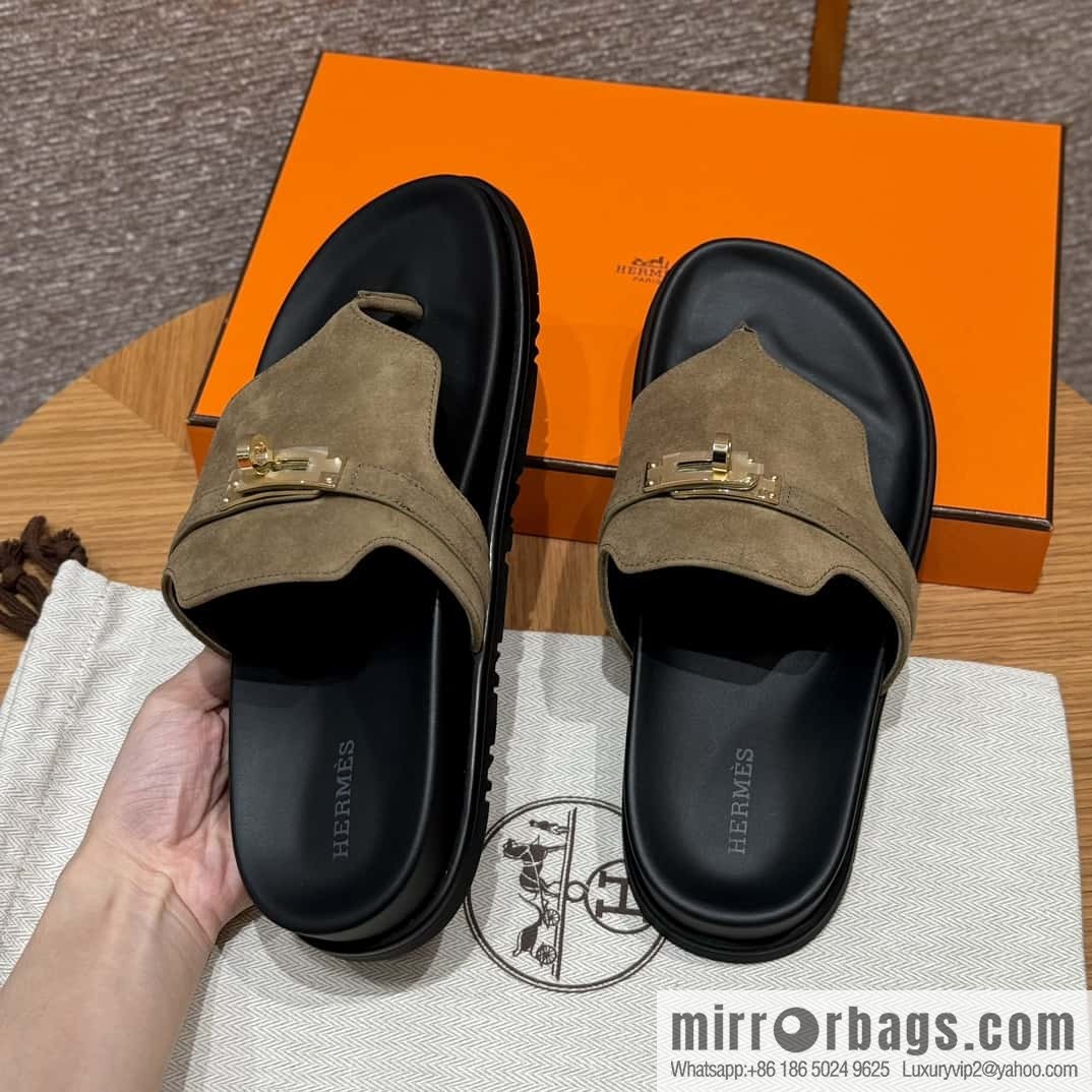 HERMES 258 Empire Pinch Trap, Grayish green/Grayish green suede/Chamois leather
