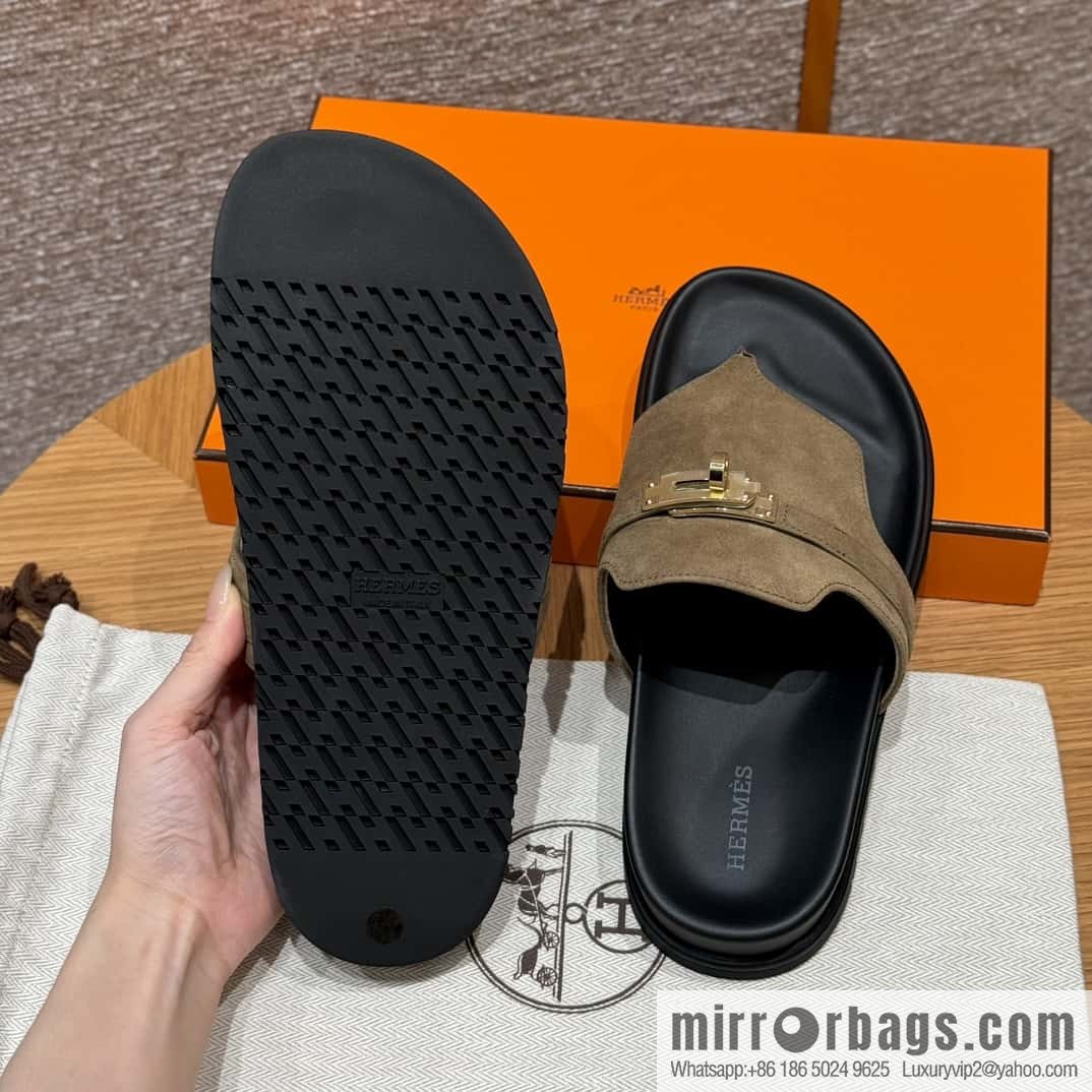 HERMES 258 Empire Pinch Trap, Grayish green/Grayish green suede/Chamois leather