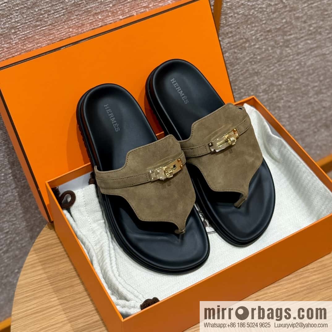 HERMES 258 Empire Pinch Trap, Grayish green/Grayish green suede/Chamois leather
