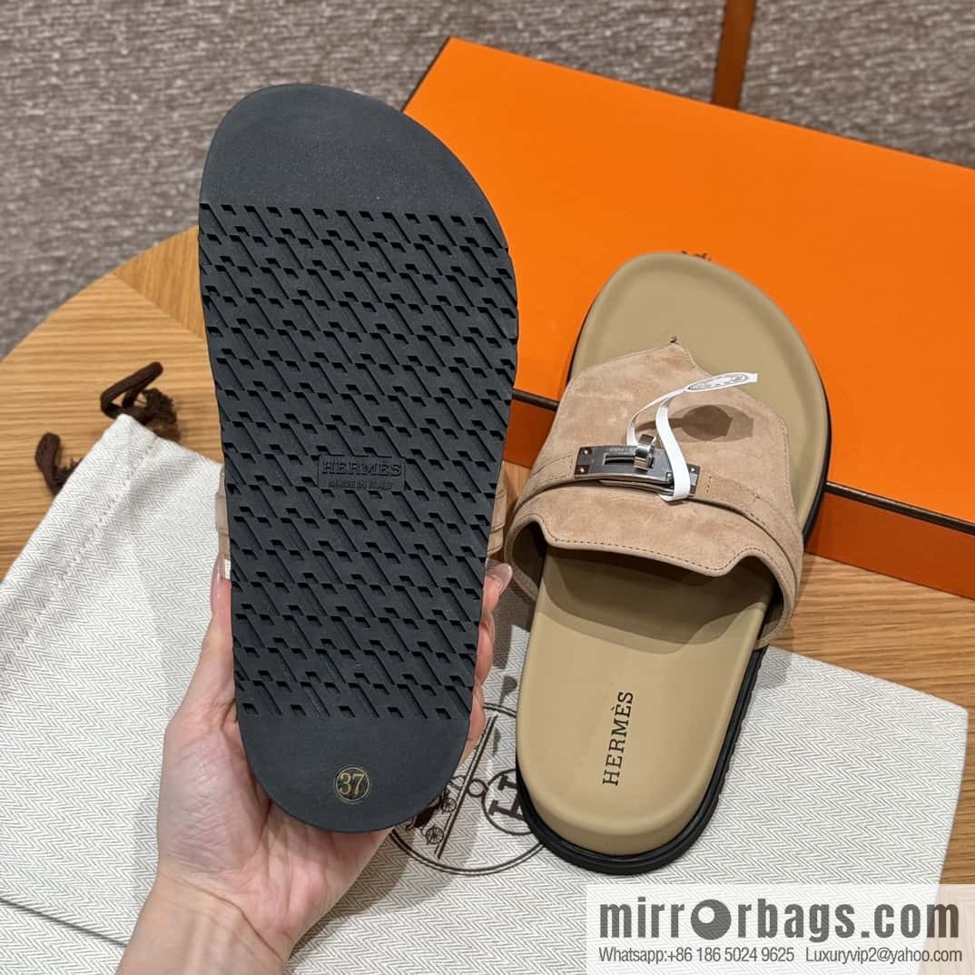 HERMES 258 Empire tow, clay beige/clay beige suede/chamois