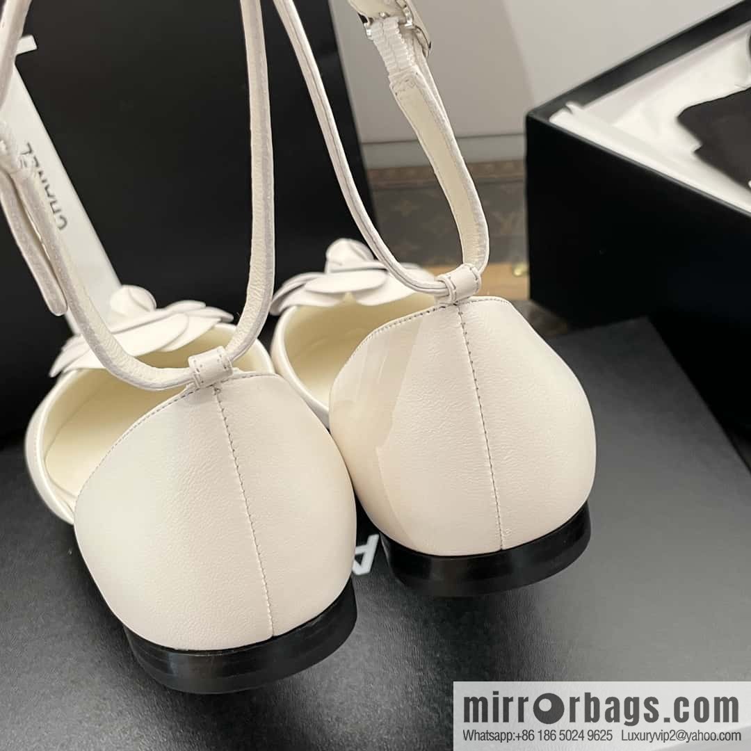 CHANEL Xiaoxiang Early Spring Camellia 🥰 Hollow Mary Jane Sandals